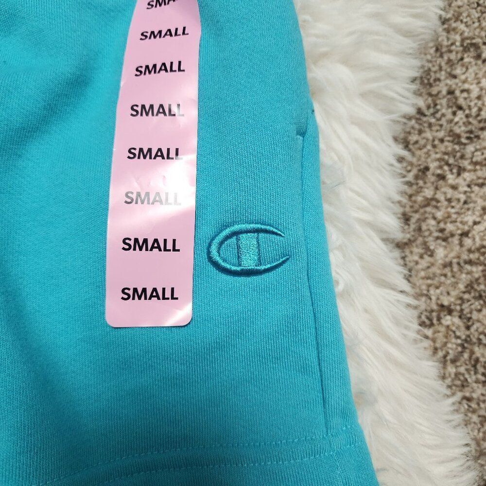Champion Ladies Embroidered Logo Side Seam Pockets Soft French Terry Short NWT - Picture 4 of 6
